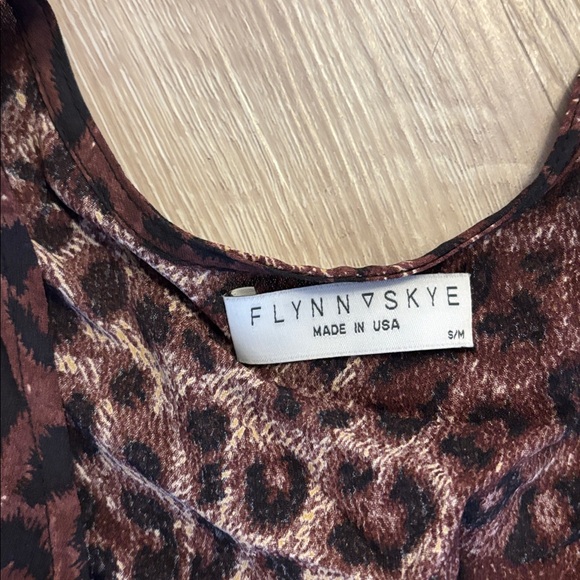 Leopard print blouse - Picture 2 of 4